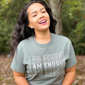 Meet your Posher, Renee